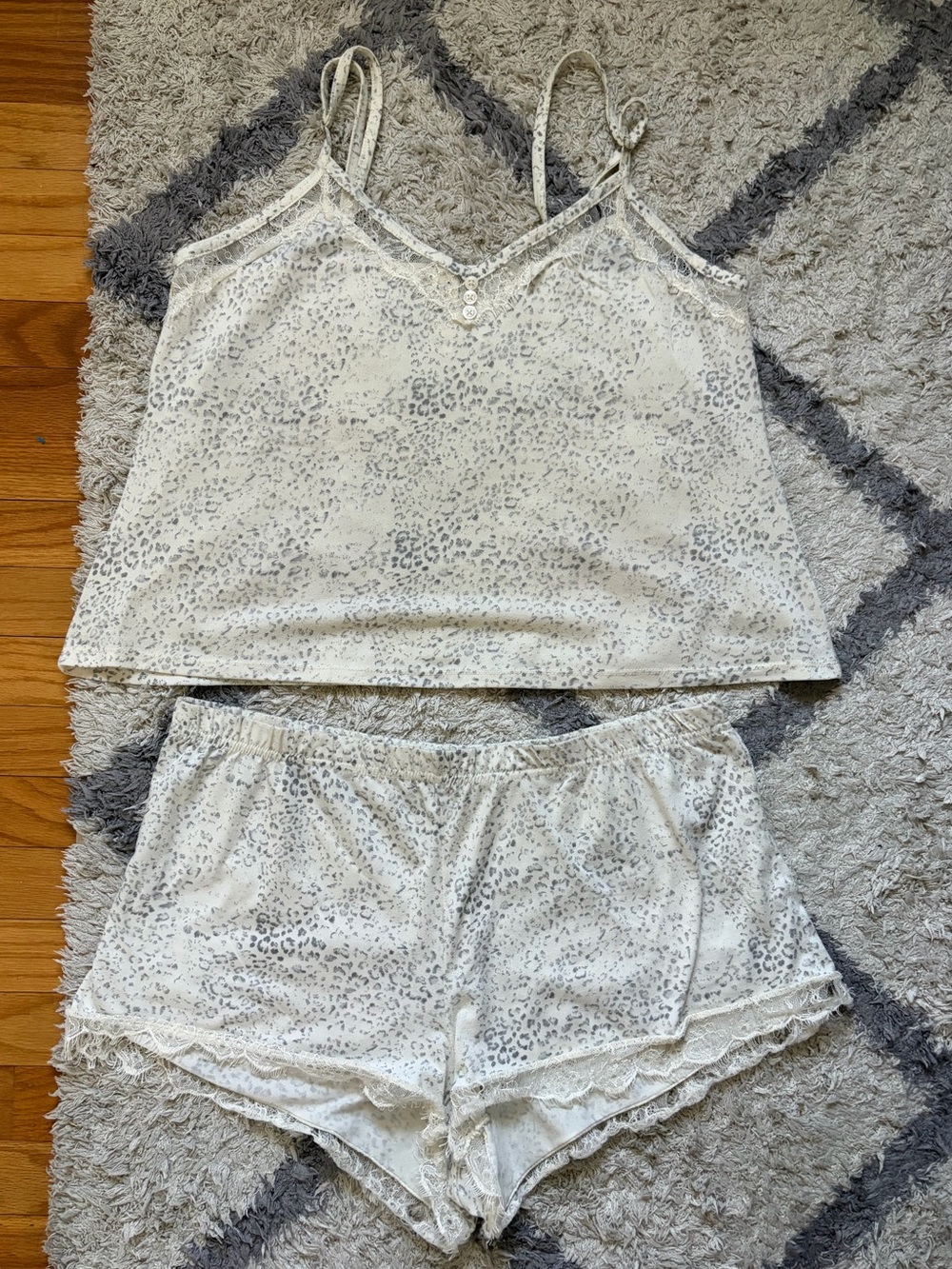 Jessica Simpson Cream & Gray Leopard Lace-Trim Cami and Shorts Set